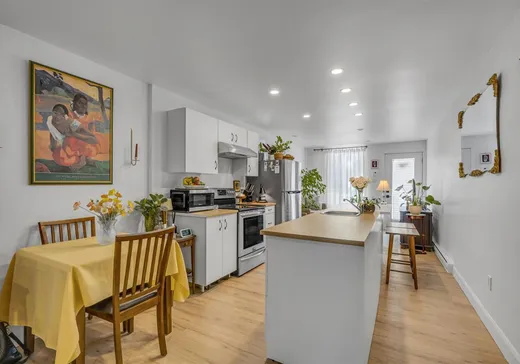 5-Plex for Sale - 2594-2598 1re Avenue, La Cité-Limoilou, G1L 3N4