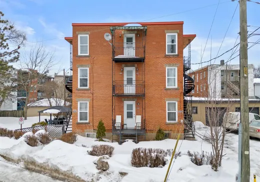 5-Plex à vendre - 600-600D Rue Dollard, Drummondville, J2B2B1