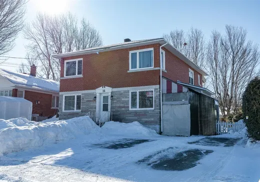 Duplex à vendre - 14 Rue St-André E., Granby, J2G 1Y9