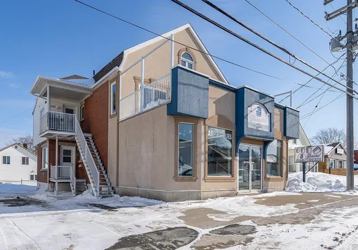 Duplex for Sale - 313-315 1re Avenue, Val des Sources, J1T 1Y6
