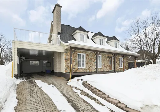 Duplex à vendre - 905-907 Rue de Lusignan, Charlesbourg, G1G5Z3