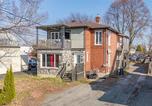 Triplex à vendre - 15A-15C Rue De Courval, Victoriaville, G6P4W2