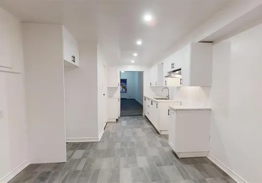 Triplex for Sale - 2532-2536 Rue de Châteauguay, Pointe-St-Charles (Montreal Island), H3K 1L1