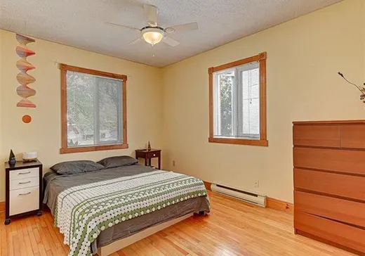 Duplex à vendre - 266-268 Rue St-Luc, Laval (Laval-des-Rapides), H7N 4X7