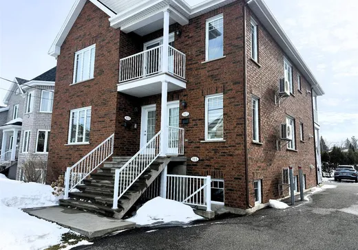 Triplex à vendre - 515-519 Rue René-Verrier, Drummondville, J2C8K1