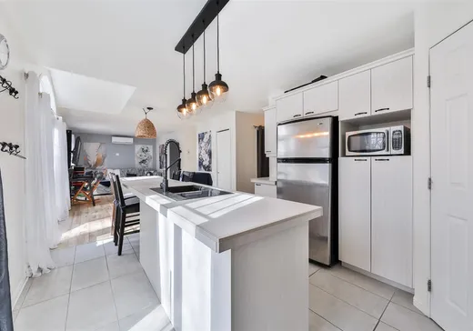 Duplex à vendre - 138-138A Rue Kim, Sainte-Sophie, J5J 0C6