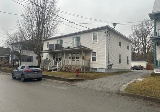4-Plex à vendre - 548-558 Rue Gouin, Pointe-Claire (Île de Montréal), J0B2H0