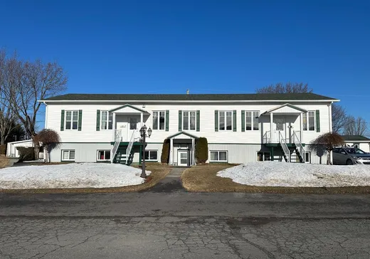 4-Plex à vendre - 62-68 Rue Beaudet, Victoriaville, G6P6L8