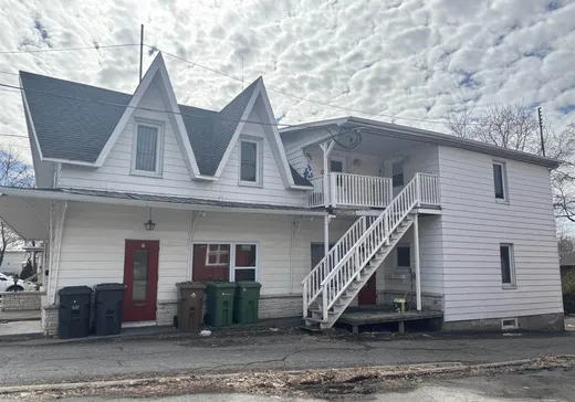 4-Plex à vendre - 5-7B Rue Laurier O., Victoriaville, G6P6P4