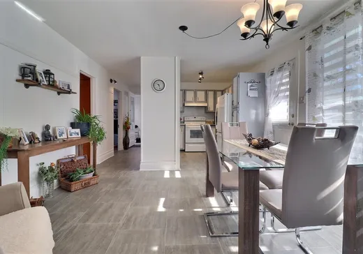 Duplex à vendre - 137-139 11e Avenue, Drummondville, J2B 2X5