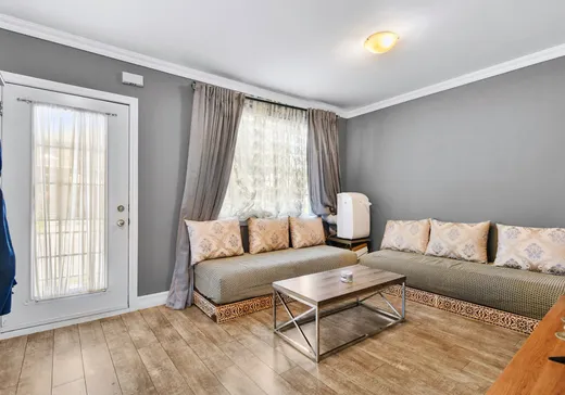 Duplex à vendre - 218-220 Rue du Sacré-Coeur, Charlemagne, J5Z 1X3