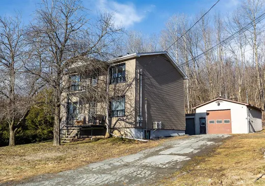 Duplex à vendre - 1571-1573 Rue Émery-Lussier, Sherbrooke, J1G1N5