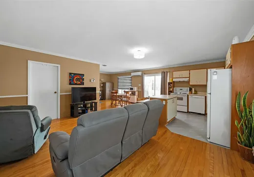 Duplex à vendre - 835-837 104e Avenue, Shawinigan-Sud, G9P 1J5
