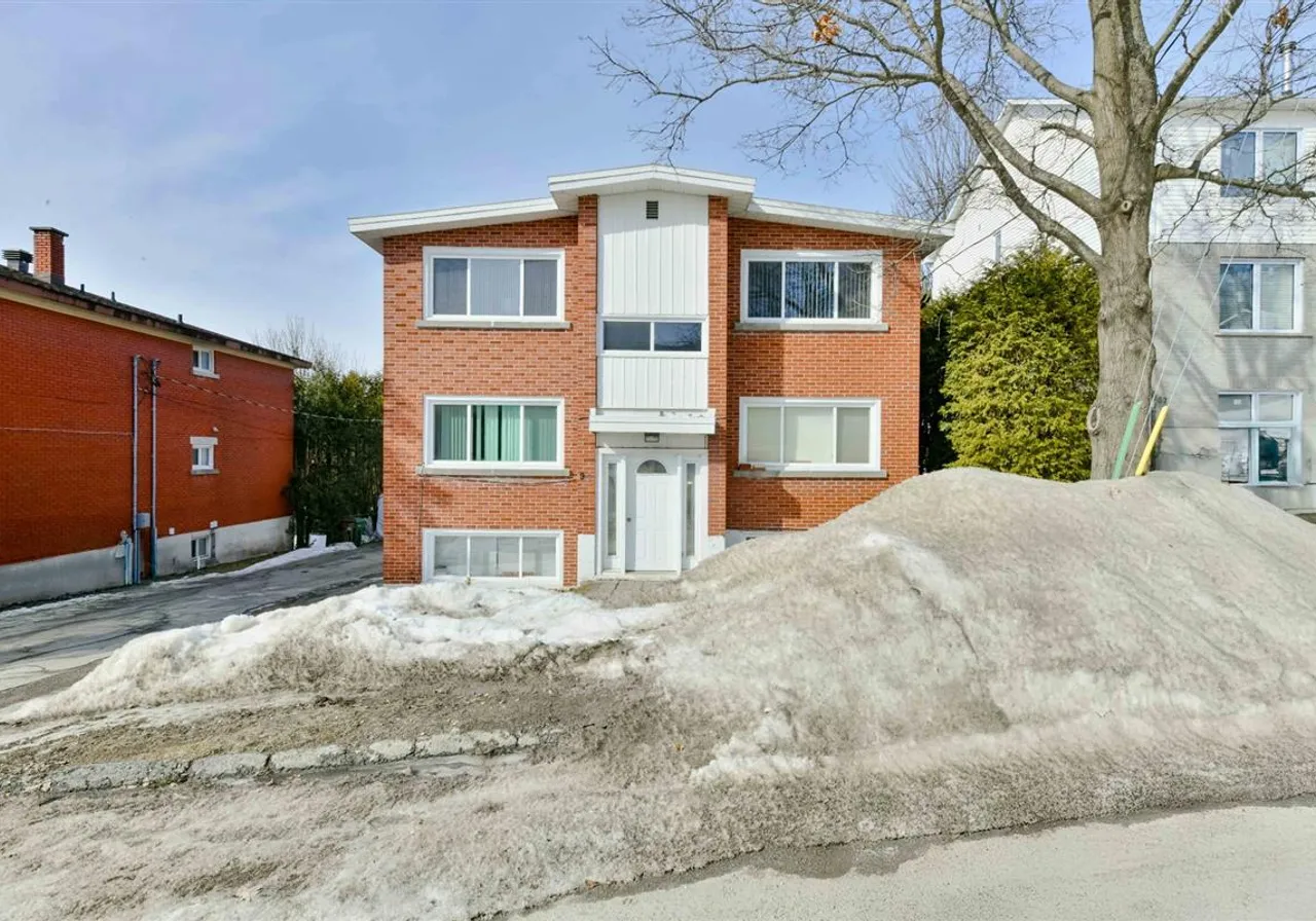 Triplex for Sale - 95 Rue d'Alençon, Sherbrooke, J1G 3A2