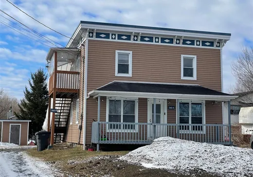 Duplex à vendre - 2661A-2661B Boul. Mercure, Drummondville, J2A1Y7