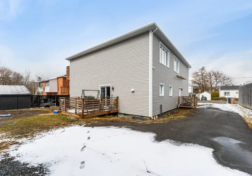 5-Plex for Sale - 113 Rue Oliver, Cowansville, J2K 1H7