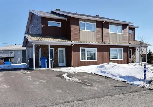 Triplex à vendre - 117-121 Rue Beaulieu, Rivière-du-Loup, G5R 0M3