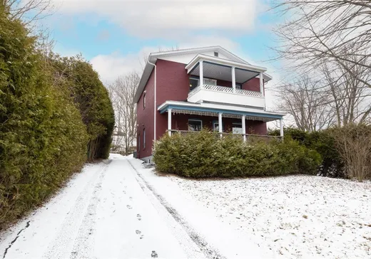 Duplex à vendre - 1016-1018 Rue Bowen S., Sherbrooke, J1G2G6