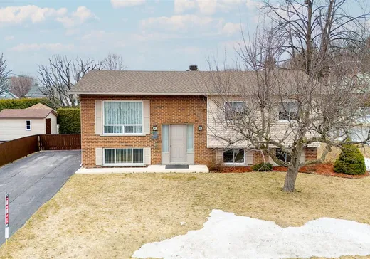 Duplex for sale - 7105Z Rue des Muguets, Massueville, J3R5A9