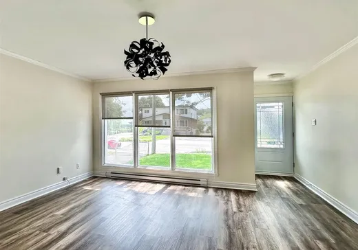 Duplex à vendre - 8-10 Rue Bousquet, Saint-Charles-Borromée, J6E 2E1