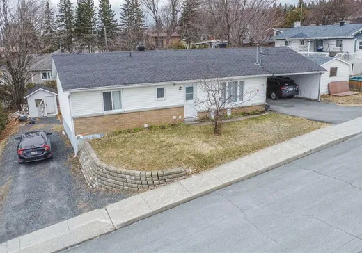 Duplex for sale - 855A-855B 132e Rue, Saint-Georges, G5Y2S3
