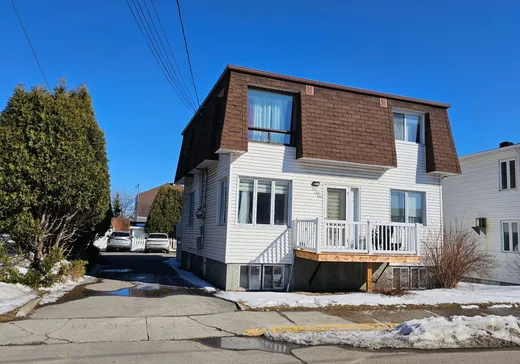 Triplex for sale - 126-130 Rue St-Éphrem, Chicoutimi, G7G2W1