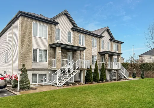 Triplex for Sale - 117A-117C Mtée de St-Sulpice, Saint-Sulpice, J5W 4L3