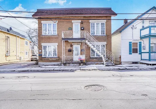 Triplex for Sale - 548-552 Rue St-Louis, Terrebonne, J6W 1J2