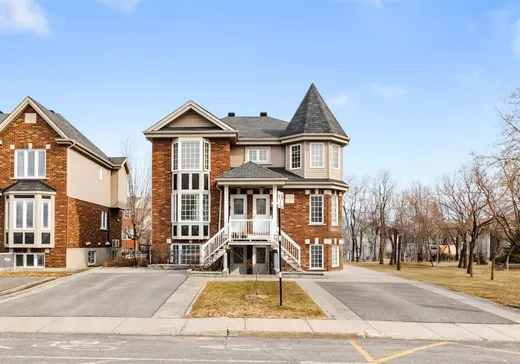 Triplex for sale - 10-14 Boul. Vauquelin, St-Hubert, J3Y9K9