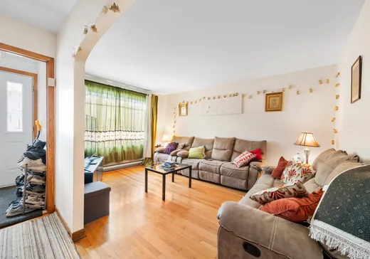 Duplex à vendre - 11766-11768 Av. Ovide-Clermont, Montréal (Nord), H1G 3Z3