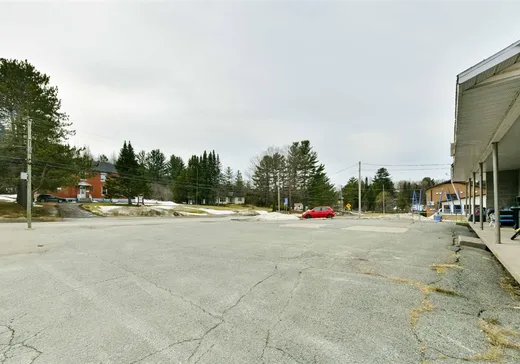 4-Plex à vendre - 510-516 Rue Main, Bury, J0B 1J0