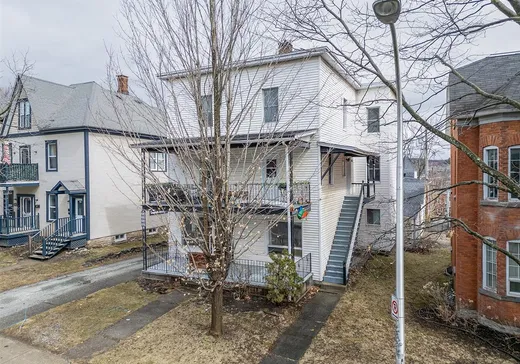 4-Plex à vendre - 214-220 Rue Brooks, Sherbrooke, J1H 4X9