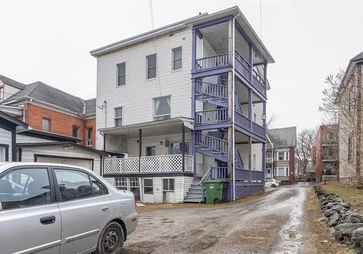 4-Plex à vendre - 214-220 Rue Brooks, Sherbrooke, J1H 4X9