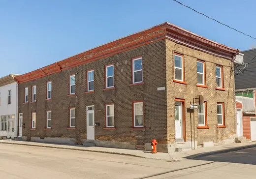4-Plex à vendre - 267-271 Rue St-Sauveur, Ville de Québec, G1N2W9