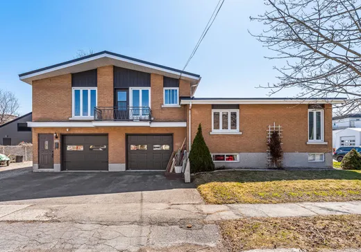 Duplex for sale - 880 Av. Choquette, Saint-Hyacinthe, J2S6E5