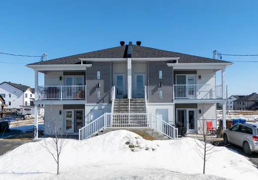Duplex for Sale - 112-114 Rue Ernest-Provencher, East Angus, J0B 1R0