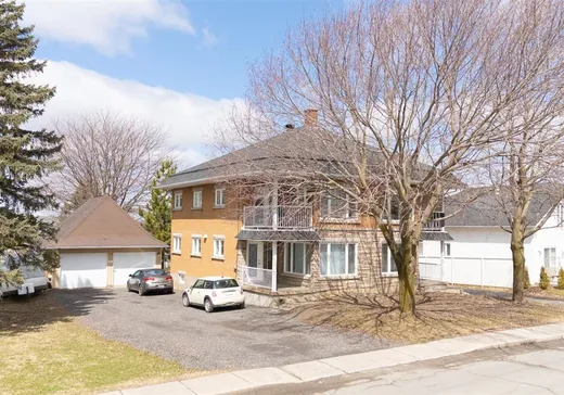 4-Plex for Sale - 575-581 Rue St-Jacques O., Plessisville, G6L 4Y3