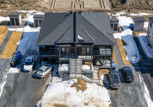 Duplex à vendre - 96-98 Rue Ernest-Provencher, East Angus, J0B 1R0