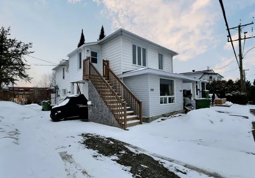Triplex for sale - 240-250 Rue Cadillac, Amos, J9P3K3
