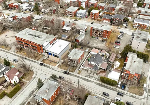 Triplex à vendre - 1060 Rue de Kingston, Sherbrooke, J1H 3S1