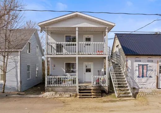 Duplex for Sale - 32-32A Rue Joly, Mandeville, J0K 1L0
