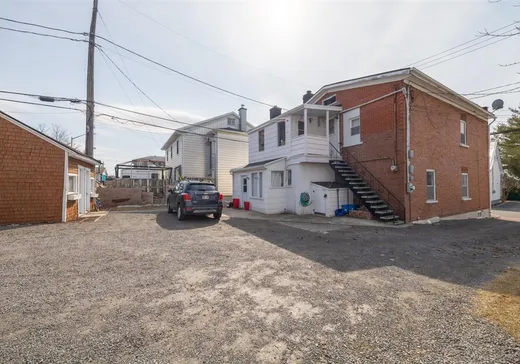 Duplex à vendre - 103-105 Av. des Cascades, Beauport, G1E 2L2