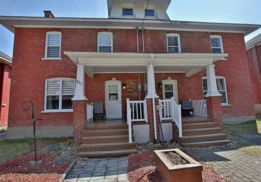 Duplex à vendre - 275-277 Rue Michaud, Coaticook, J1A1A9