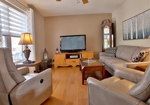 Duplex à vendre - 275-277 Rue Michaud, Coaticook, J1A 1A9