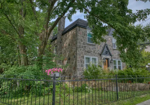 4-Plex à vendre - 10-12 Ch. du Tour-du-Lac, Sainte-Agathe-des-Monts, J8C1A8