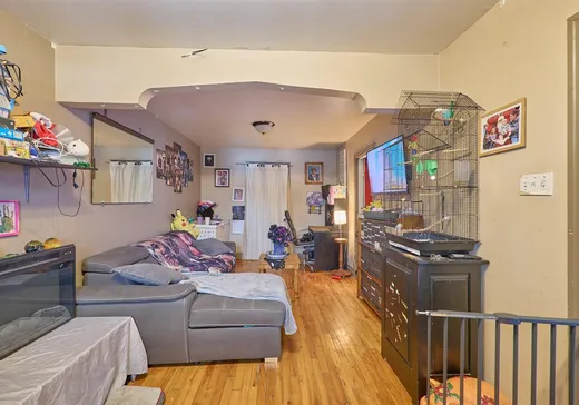 5-Plex for Sale - 81-87 Rue St-Charles, Sainte-Thérèse, J7E 2A5