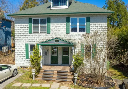 Duplex à vendre - 3056 Rue College, Lennoxville, J1M1V5
