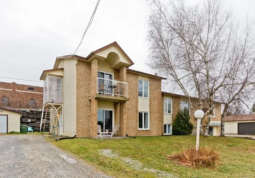 Duplex for sale - 41-43 Rue des Perles, St-Elie-d'Orford, J1R0L6