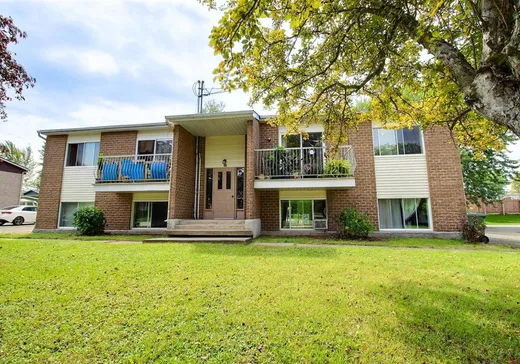 4-Plex à vendre - 55 Rue Tardif, Kingsey Falls, J0A 1B0