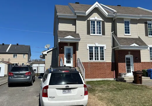 Duplex à vendre - 74-74A Rue Blériot, Lachute, J8H0L3